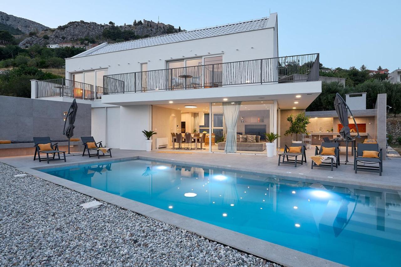 Design Villa Clavis-Brand New Villa With A View Klis Esterno foto