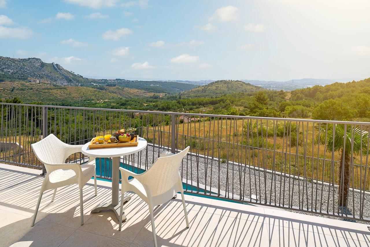 Design Villa Clavis-Brand New Villa With A View Klis Esterno foto