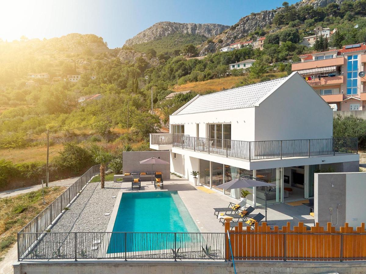 Design Villa Clavis-Brand New Villa With A View Klis Esterno foto